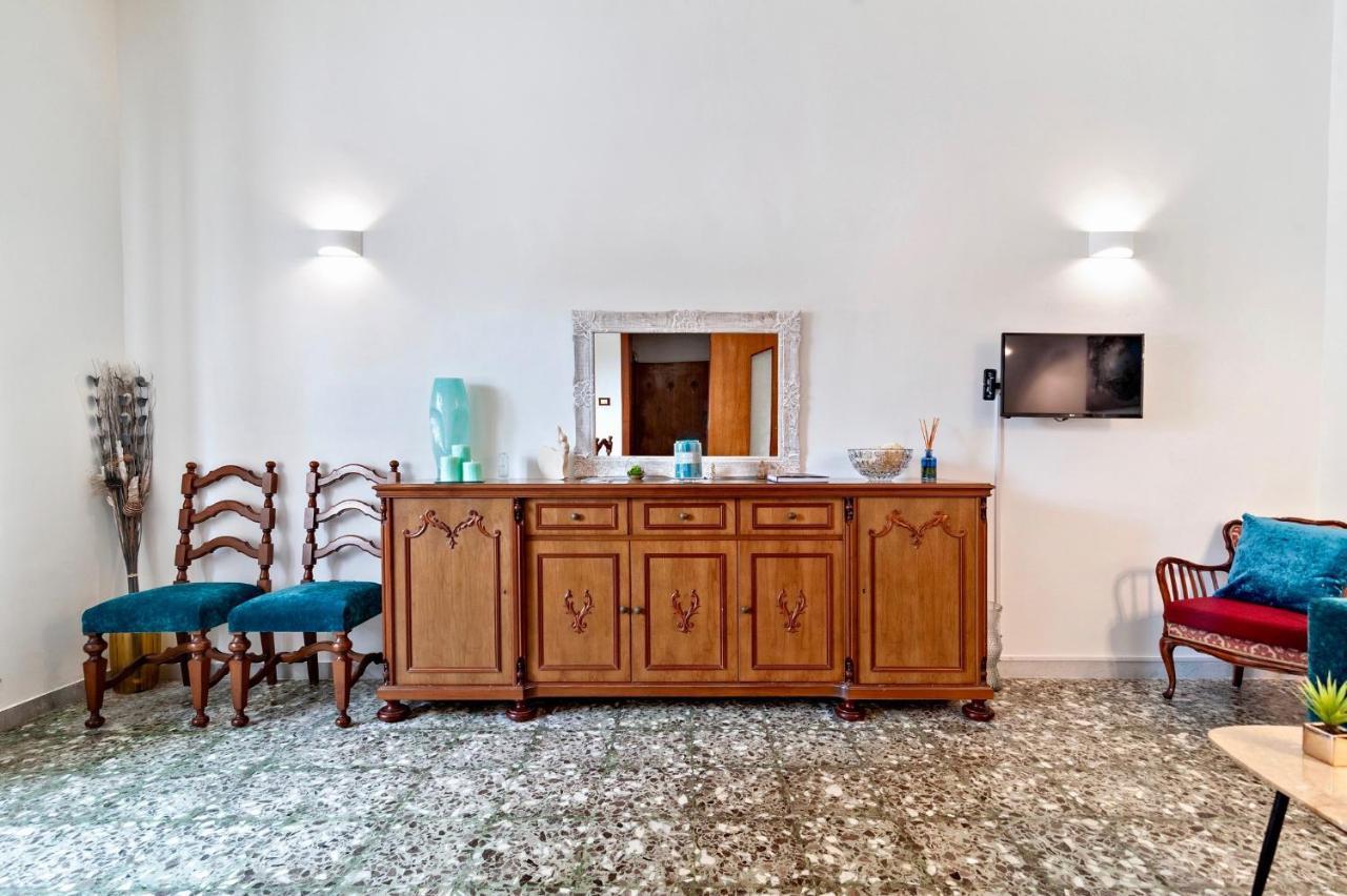 Apartament La Casa Di Julia Lecce Zewnętrze zdjęcie